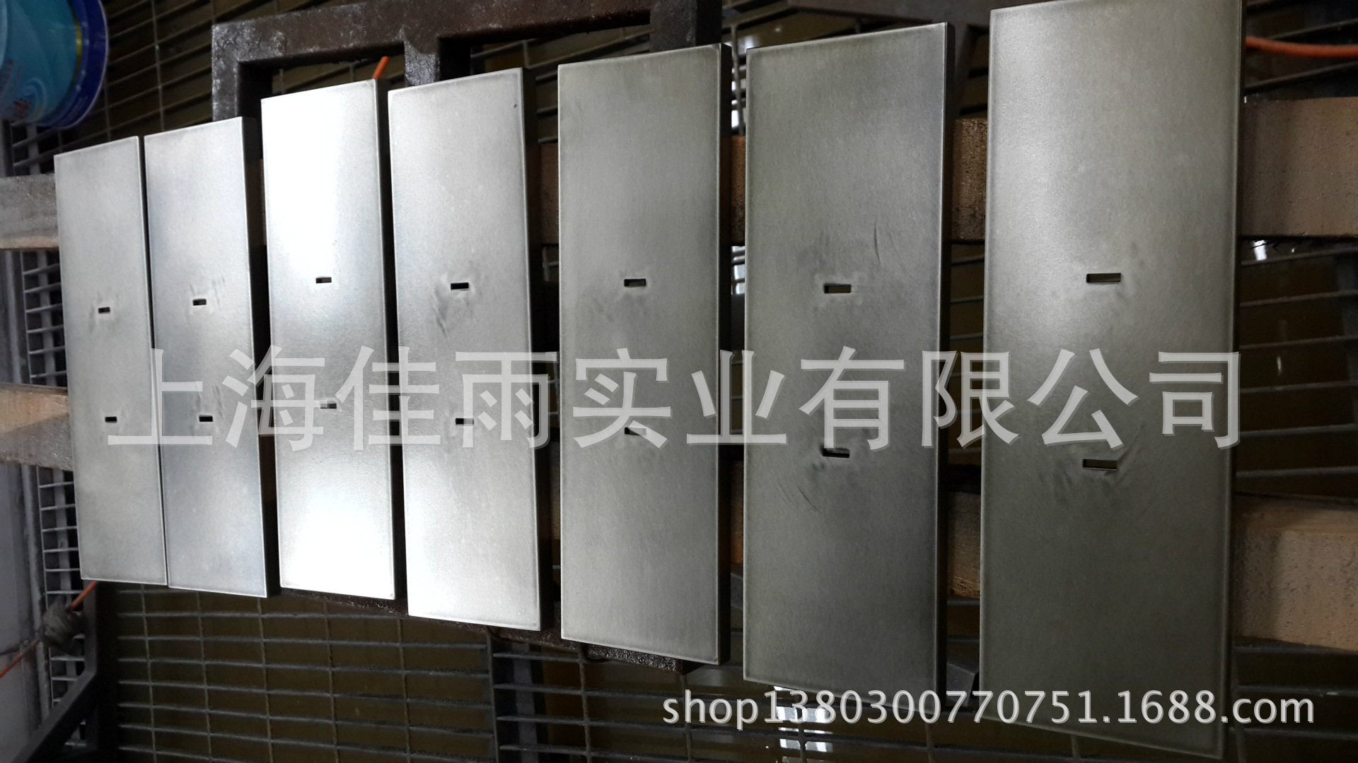岛柜价格做旧仿古】经典,广告,厂家,其他家族展宝沃金属图片v价格是什么图片