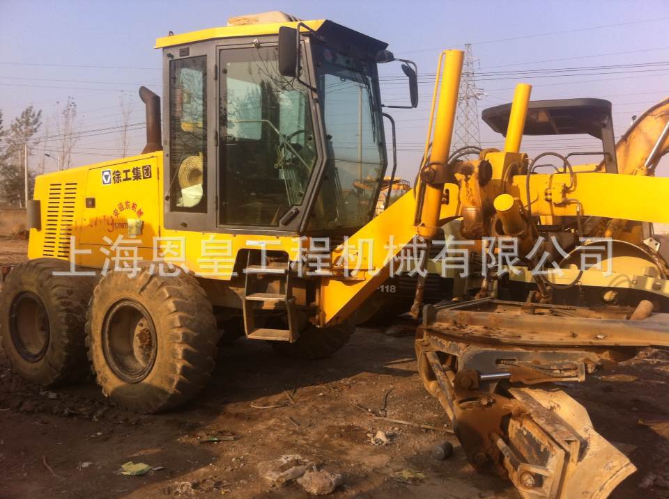 15萬特價出售徐工180平地機。徐工GR180平地機9成新