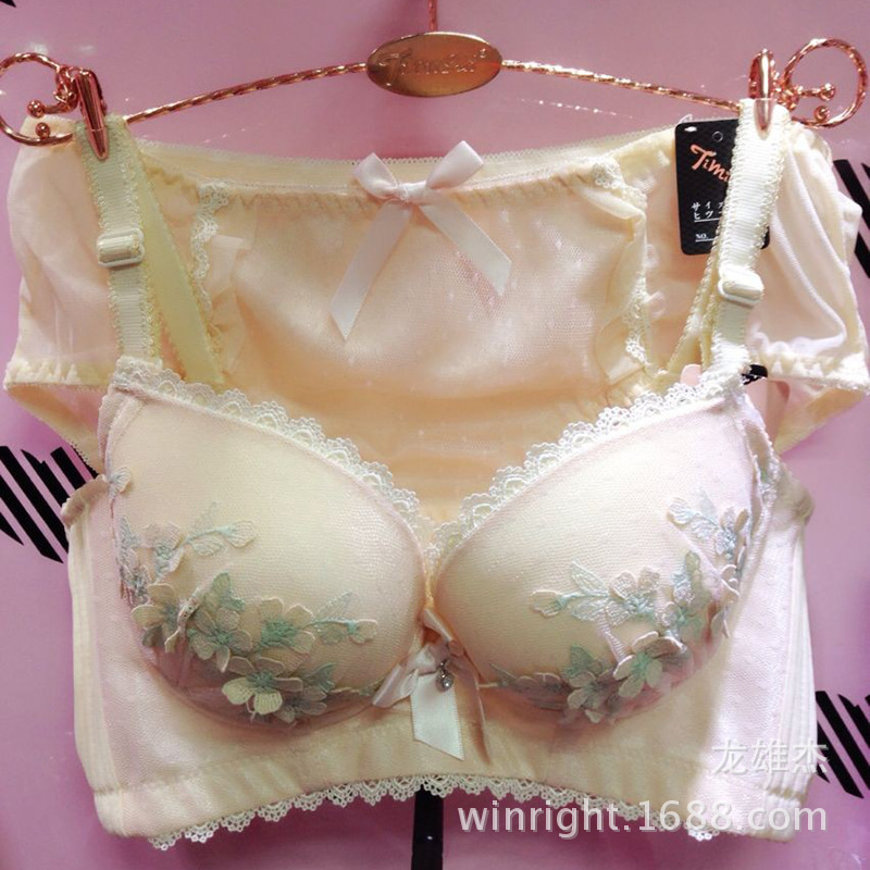 甜美舒新款 3D<em>立体刺绣花朵</em>少女<em>文胸套装</em>外贸