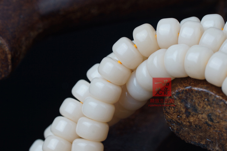 精品菩提根筒珠手?