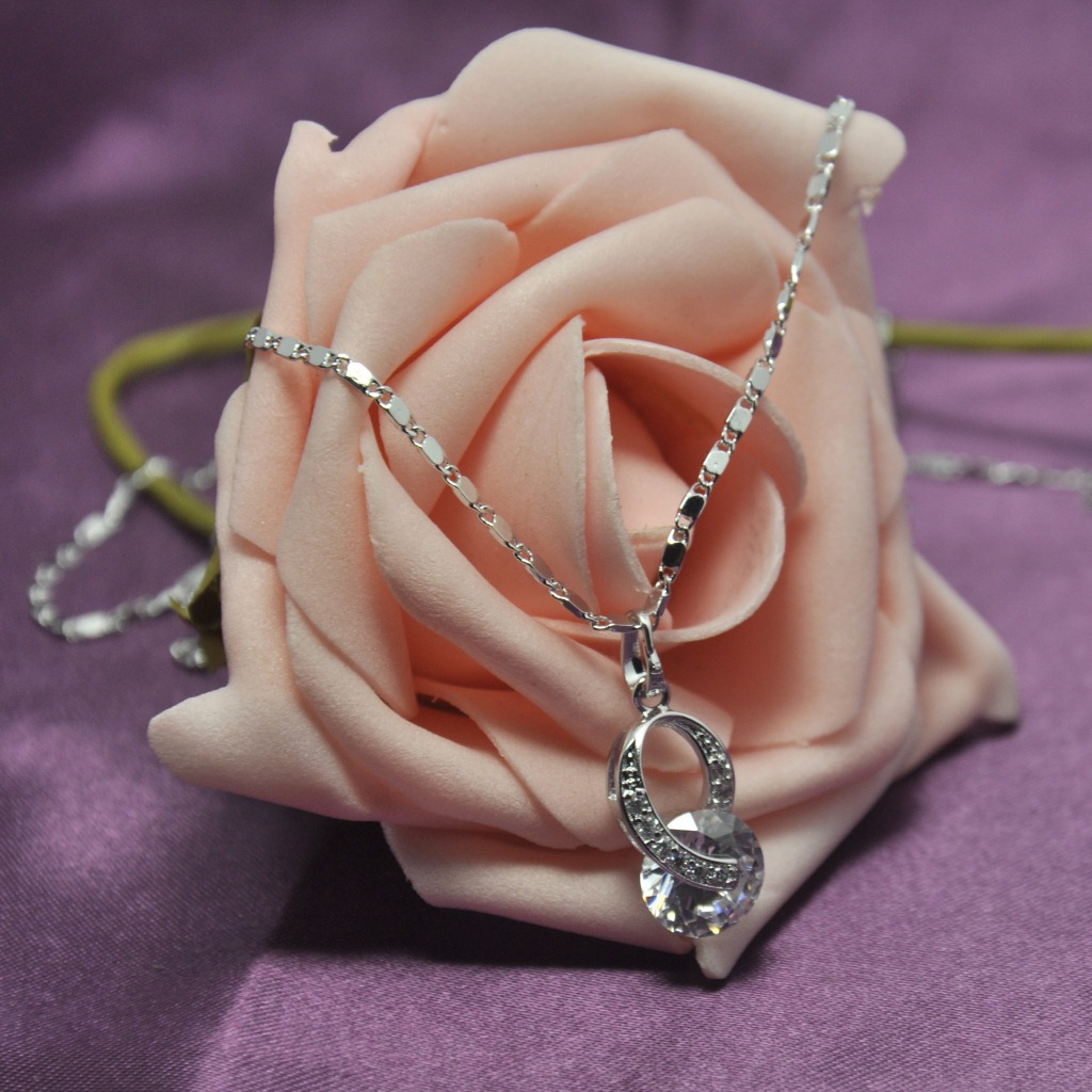 【银跃品牌】水晶之泪 女士银项链 可爱时尚吊