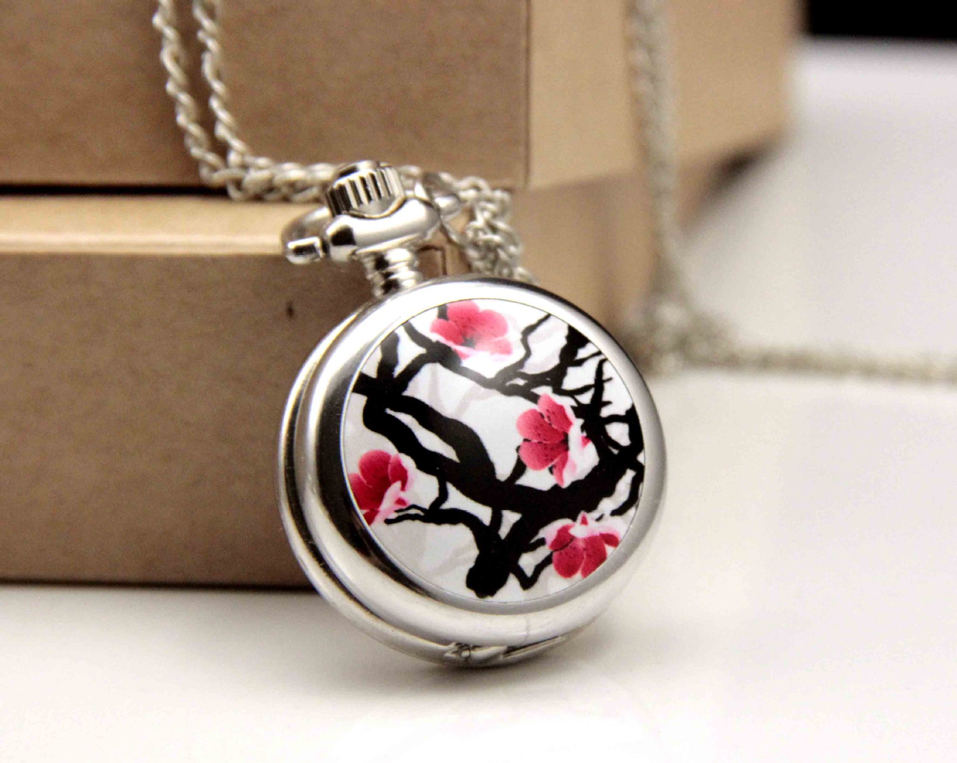 Cartoon comic Pocket Watch White steel enamel Pocket watch decorate Pendant list Watch Necklace   jingle doraemon pocket watch