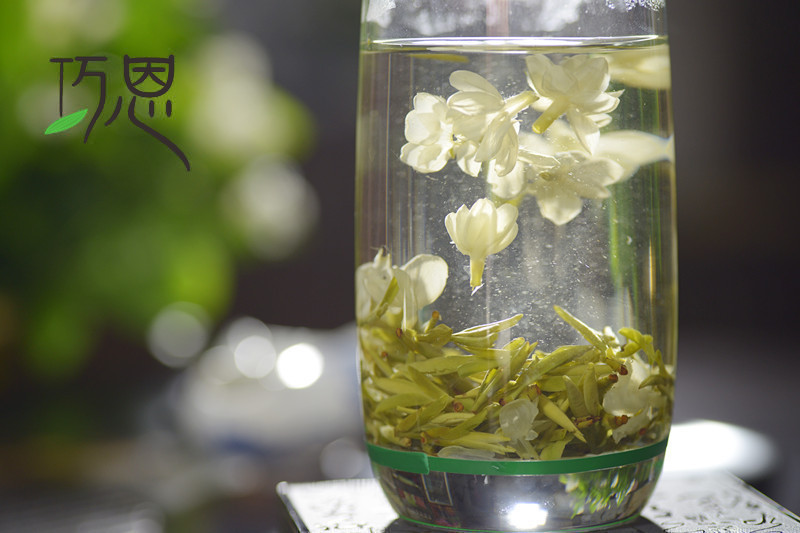 巧恩茶业特级茉莉龙井茶汤展示