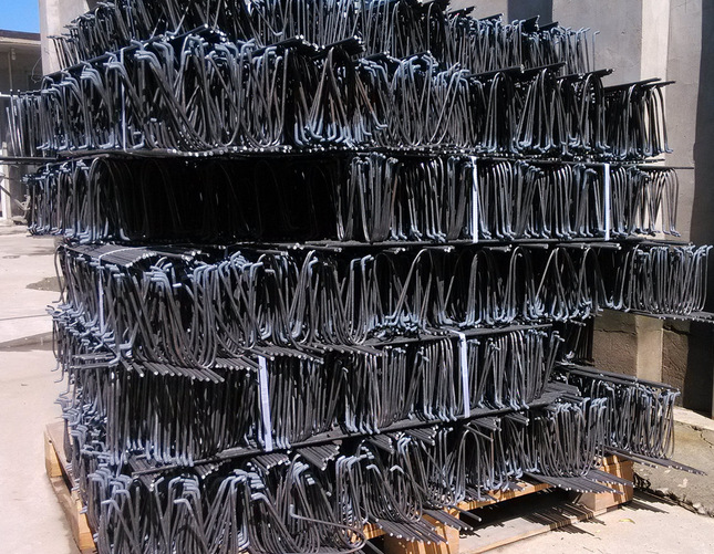 四川成都市生产批发钢筋铁马登哪里有生产便宜