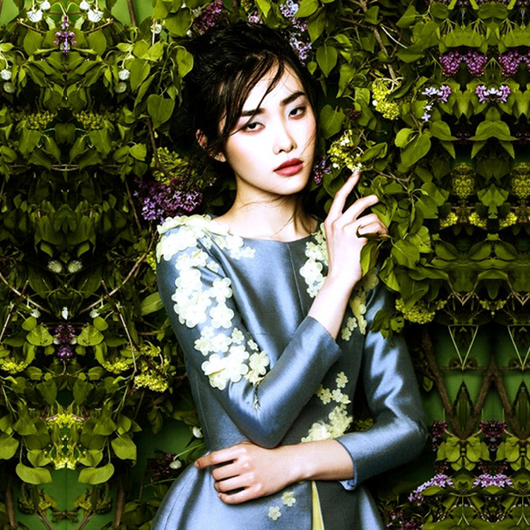 <em>欧洲站 精品女装</em>2014秋季欧美大牌重工钉花个