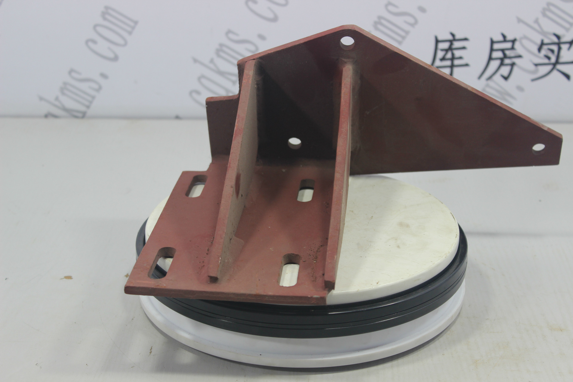 kms01811-3010329-海水泵支架---参考规格长29.4cm,高24cm-参考重量4700-4700图片3