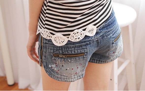 2013新款韩版两侧拉链磨破<em>女式牛仔短裤</em> 热裤