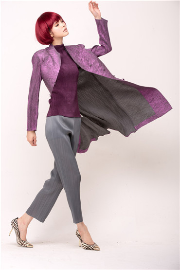 市女士风衣上衣 纯色<em>女装</em>外套 <em>上海女装工厂</em> A