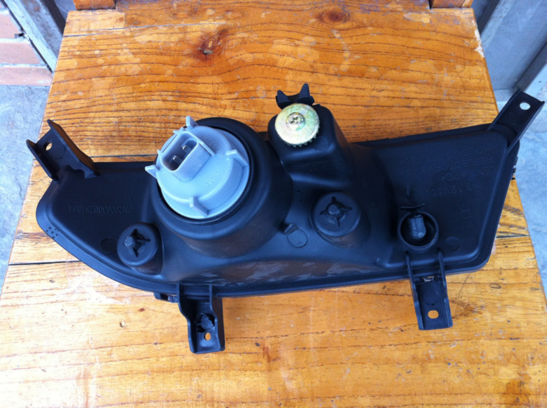 【五菱鸿途前雾灯 鸿途专用防雾灯 前杠灯 前雾