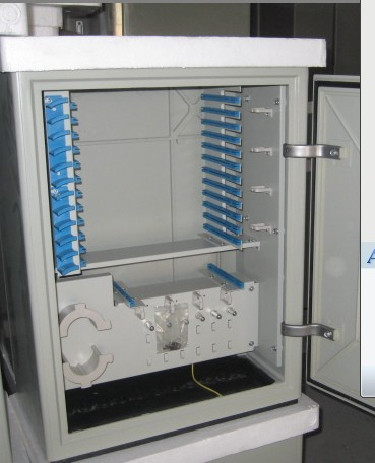 SMC壁挂144芯交接箱