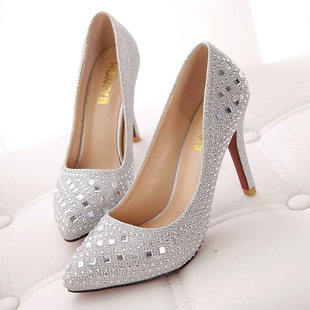 How to pickup Swarovski Crystals Peter Chu Shoes Custom Handmade Stiletto High Heel Pumps, Sandals, and Boots. Sexy, Comfortable, Well-Padded, Non-Wobbling, and Durable. Sizes 2 to 14, Heels 2 to 8 inches, Metallic Heels. Exotic Architectural Styles for Award Ceremony, Beauty Pageant, Modelling, and Photography. We work with Fashion Designers and Artists.