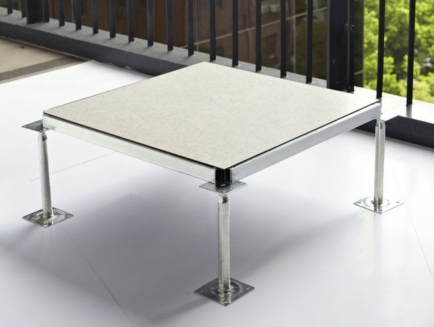 i_20130802040628_8958