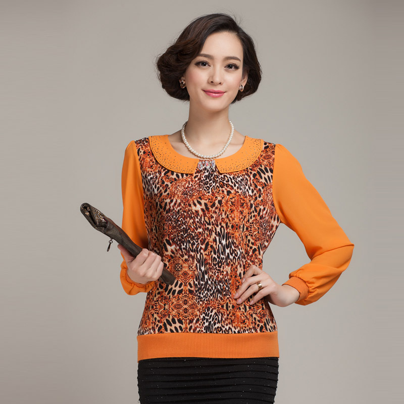 咏竹<em>女装</em> 2014<em>春季</em>新款<em>豹纹</em>针织衫 翻领镶钻 拼