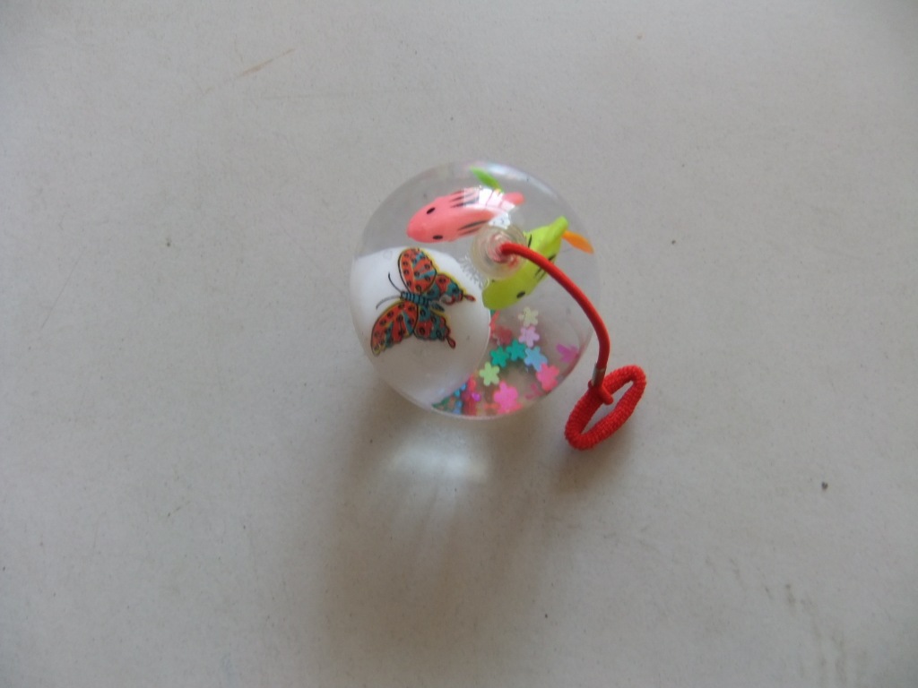 玩具球-最新款55mm带绳闪光带鱼透明水晶弹