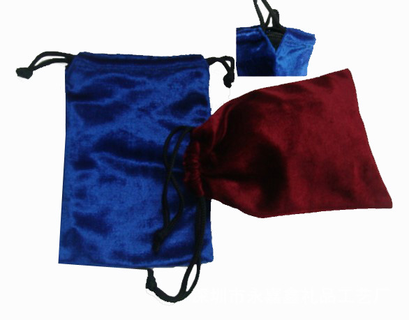 velvet pouch 005