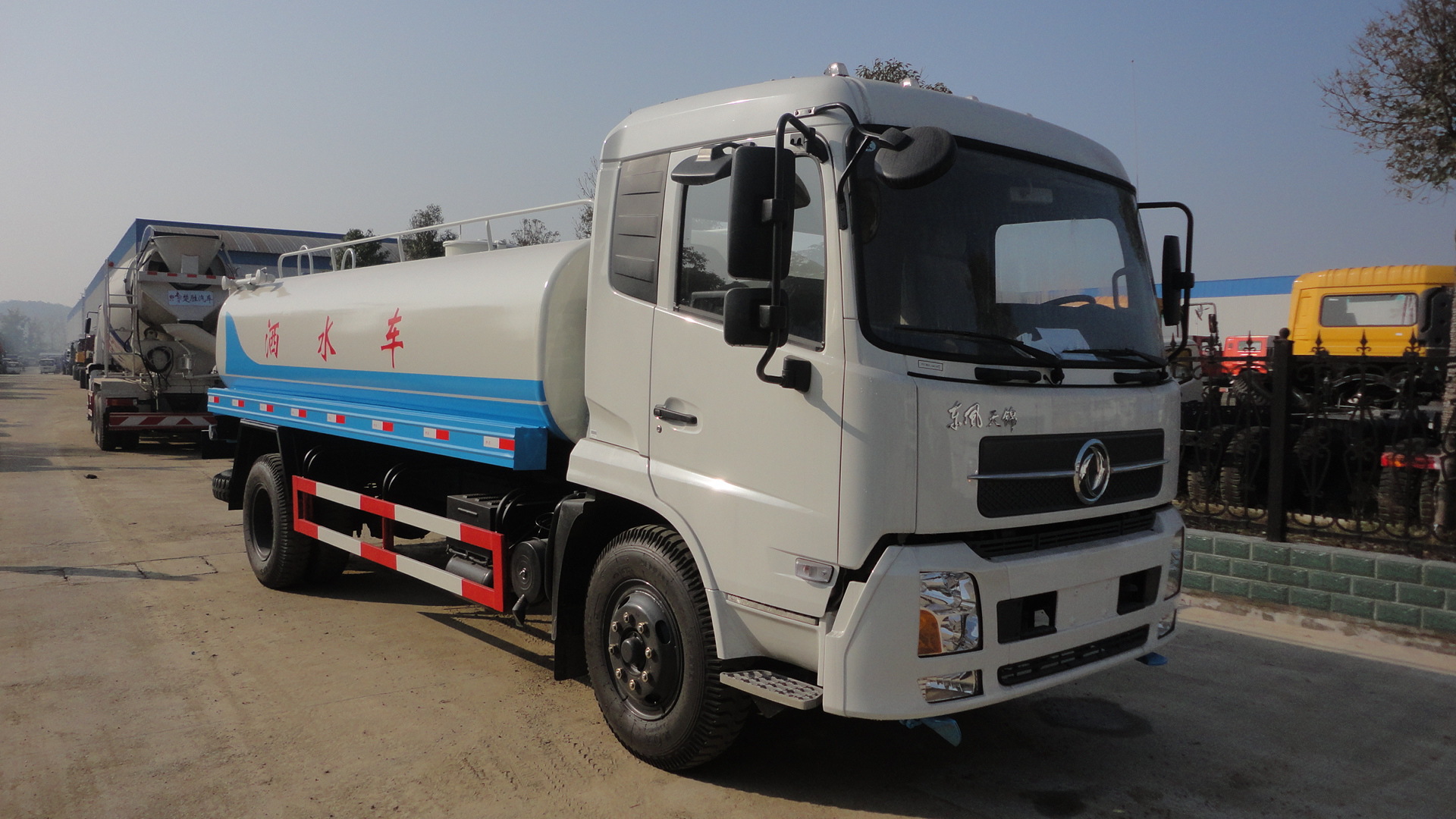 喷洒车-昆明东风洒水车厂家销售点-喷洒车尽在