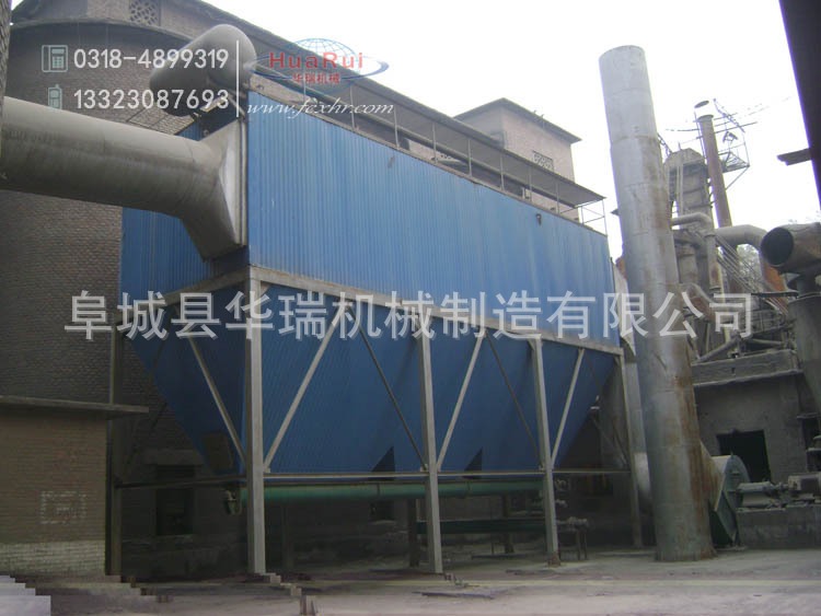 （内容用图）分室反吹风布袋除尘器02
