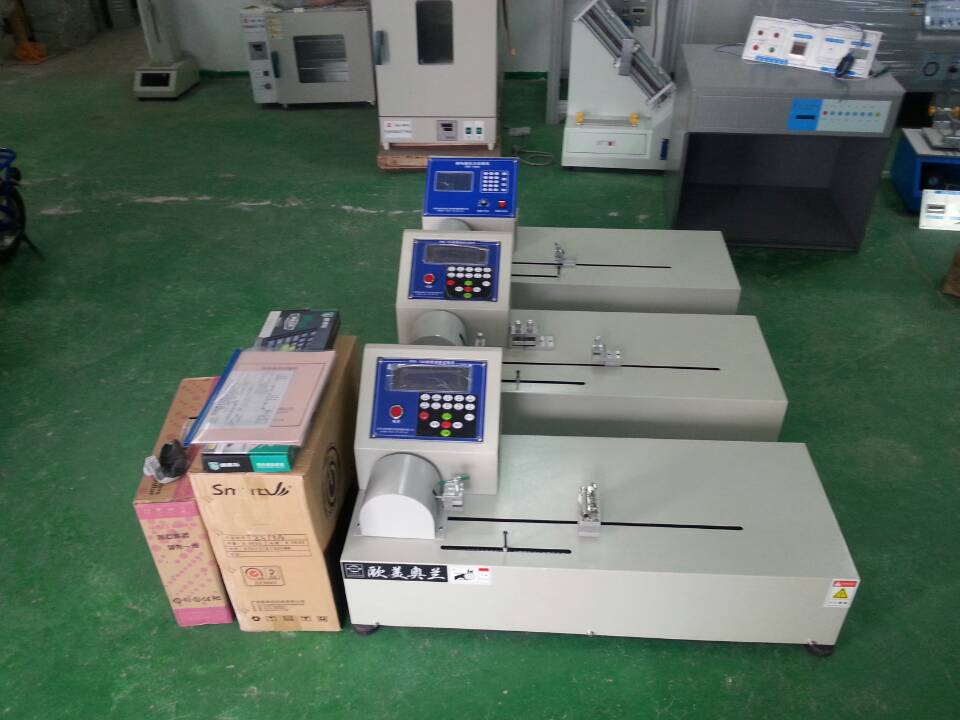 B33AC9899281B67ED2F82D6DB0DC94