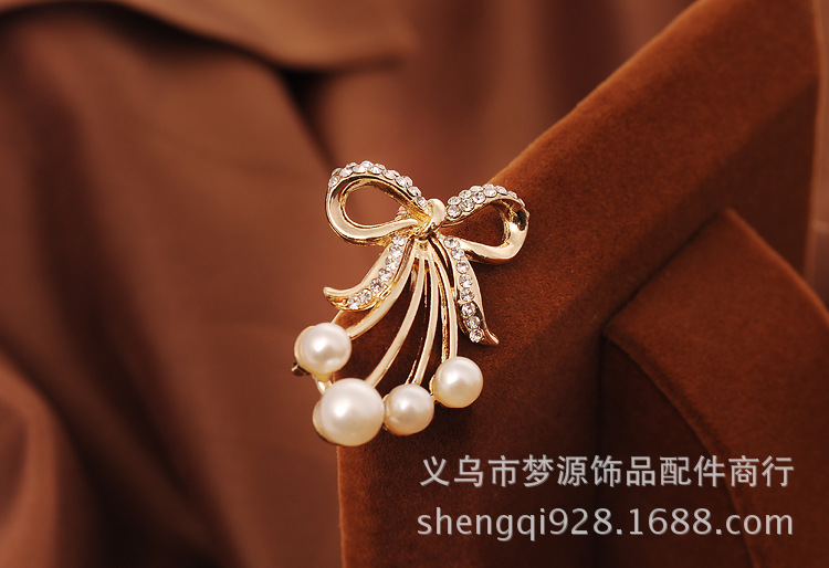 珍珠胸针 xz055韩版蝴蝶结闪钻珍珠胸针 胸针胸花厂家现货批发图片_7