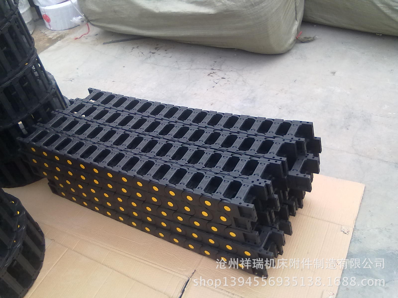 机床塑料拖链-桥式拖链 半封闭拖链 全封闭拖链 消音拖链