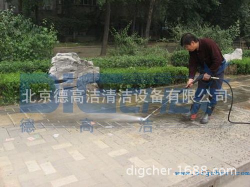 高压水清理小广告