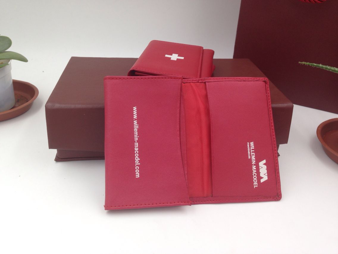 21711988BF894F6E166060357DD2E8