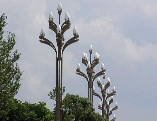 其他室外照明灯具-八叉九火玉兰路灯、四叉五