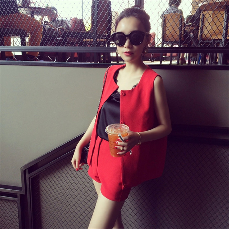 2014<em>夏季</em> 欧洲站韩版无袖吊带+马甲+<em>短裤三件</em>