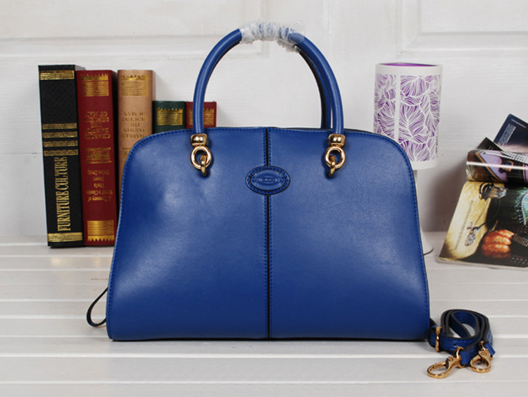 <em>品牌</em>真皮女包<em>女士包</em>2014新款韩版潮牛皮单肩