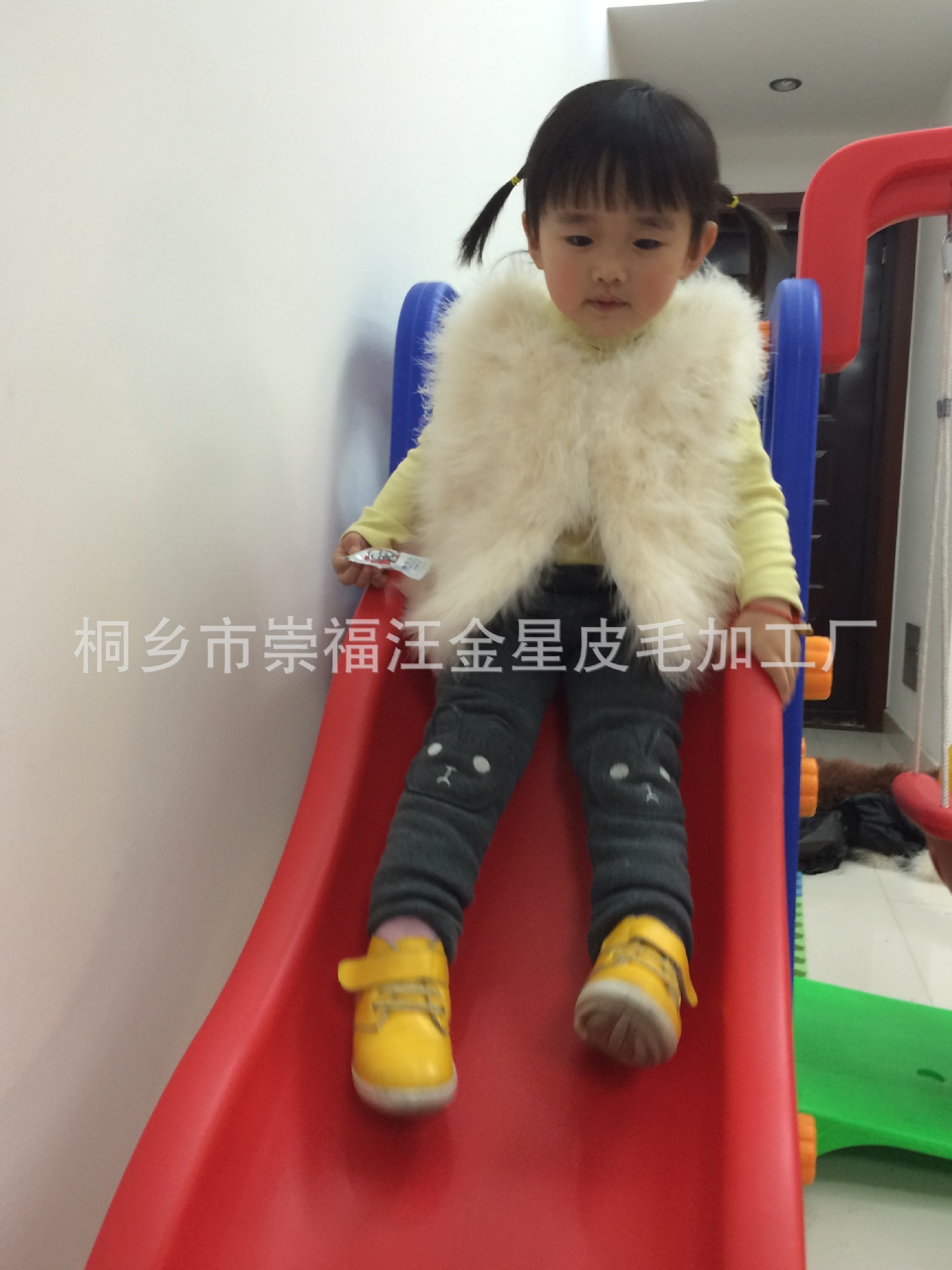 【LIVENUS 童装皮草<em>马甲</em> 加棉加厚童装批发 鸵