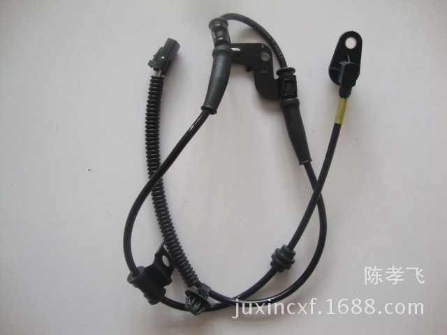 生产厂家供应现代 瑞纳汽车ABS传感器95670