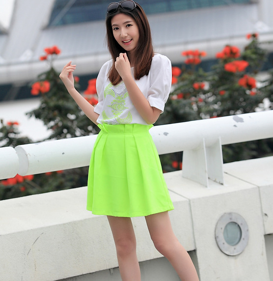 韩版嫩绿甜美<em>半身</em>裙 <em>颜色</em>超正 冰淇淋色短裙 图
