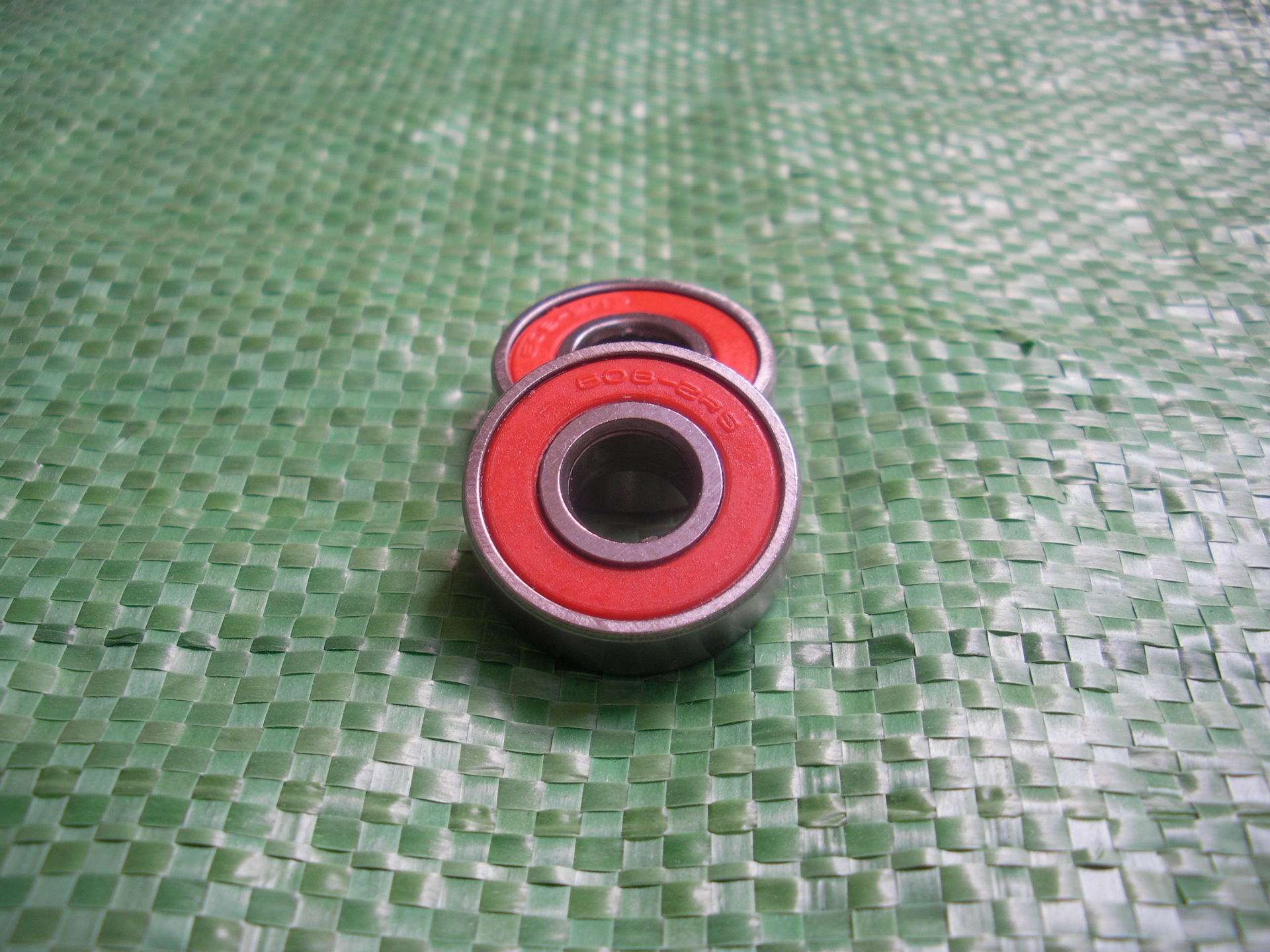 滚动轴承-608ZZ碳钢轴承ABEC-5轮滑轴承-滚