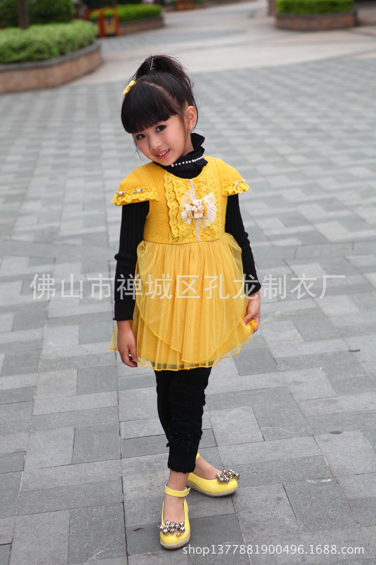 童裙-2013秋冬韩版品牌童装 <em>女童连衣裙高档</em>羊