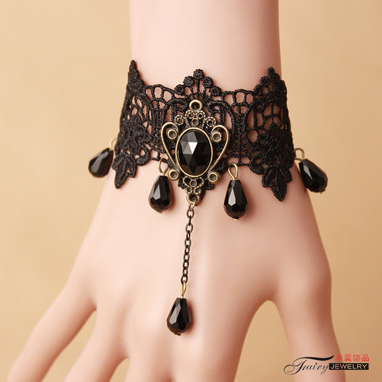 原创黑色丝线蕾丝复古水晶手链<em>女士饰品批发</em> 
