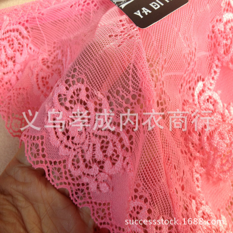 <em>内裤</em>-<em>1.5元</em>地摊<em>批发</em>库存廉价全蕾丝低腰绣花时