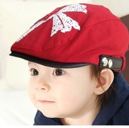 批发春夏秋新款儿童枫叶贝雷帽 韩版经典贴布