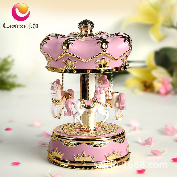 60353-乐加粉红金色旋转木马音乐盒-正面