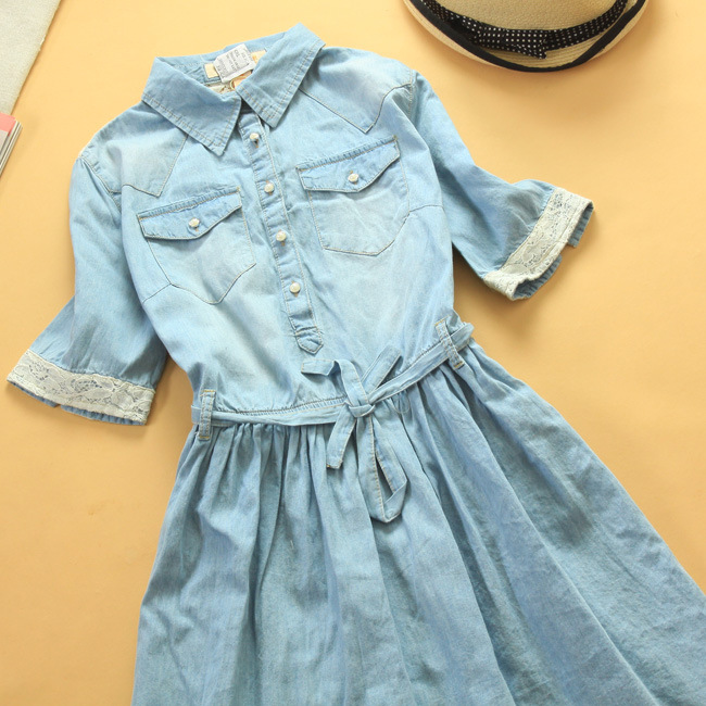 <em>小熊少女装</em>后背白蕾丝短袖牛仔连衣裙修身中袖