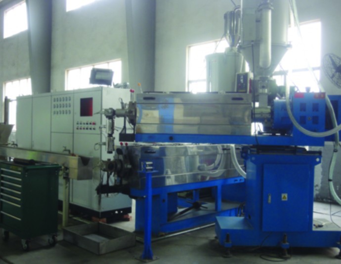 90+70高精度双层共挤