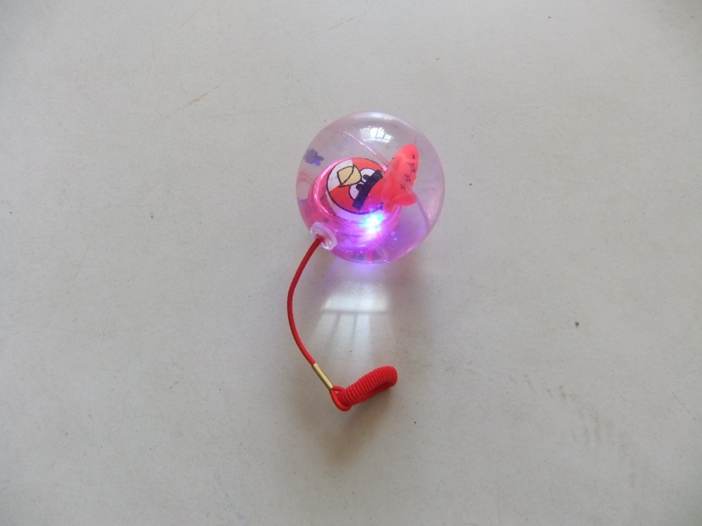 玩具球-最新款55mm带绳闪光带鱼透明水晶弹