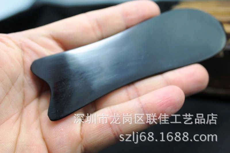 天然正品黑水牛角刮痧板 经络保健刮痧板 黑色牛角刮痧板厂家
