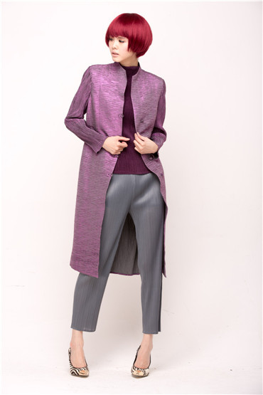 市女士风衣上衣 纯色<em>女装</em>外套 <em>上海女装工厂</em> A