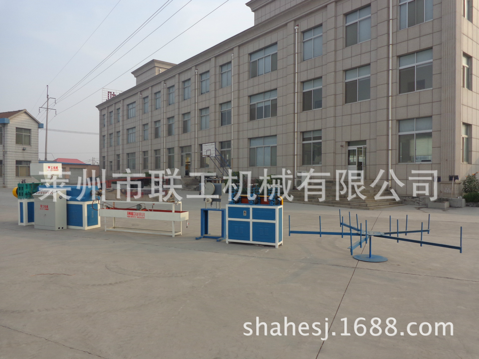 塑料管材设备-供应塑料机械 PE排水管机组-塑