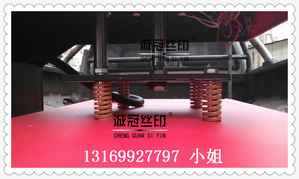 D1637436304C331372462A526F79F5