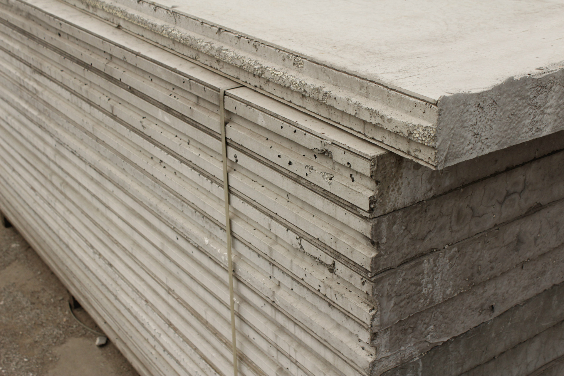 中山创能硅酸钙板实心轻质环保复合墙板防火隔音防潮新型隔断材料