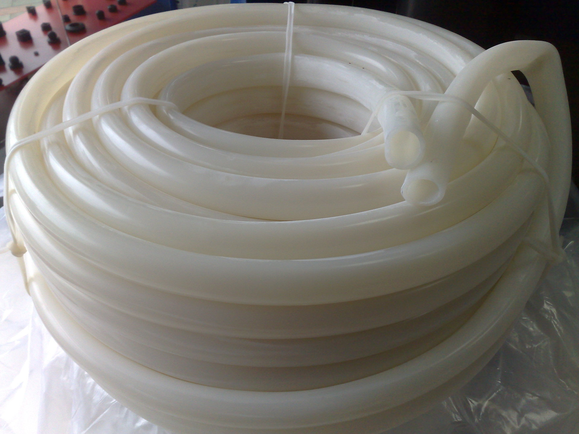 n1PlP4LuN_1272522003