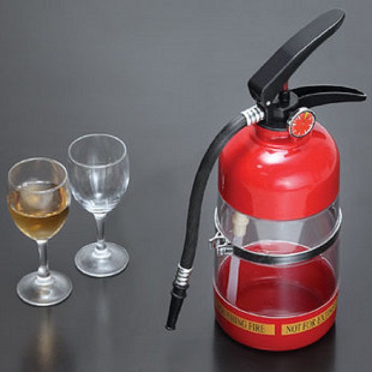 Fire extinguisher dispenser