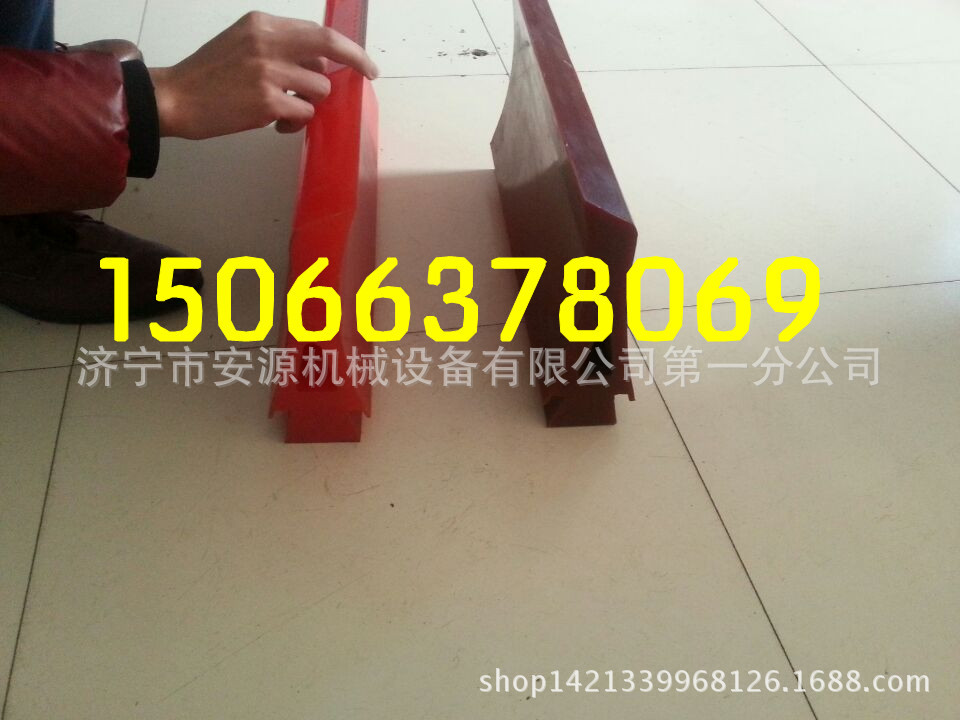 整体聚氨刀头1_副本