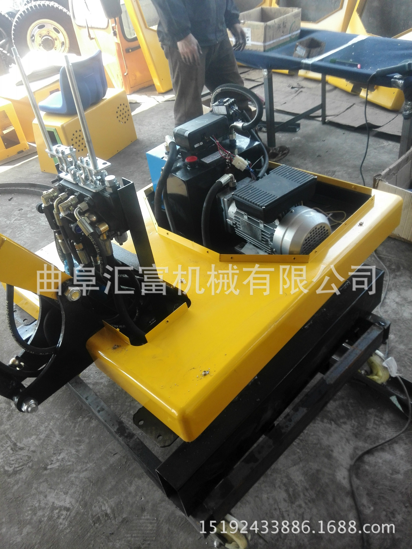 儿童游乐园挖掘机IMG_20150415_115325